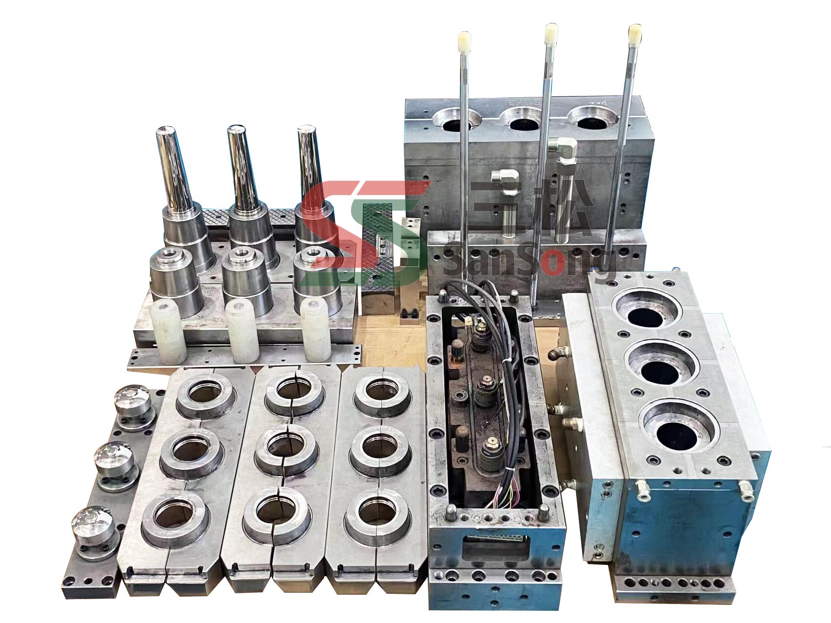 3 CAVITY ISBM MOLD